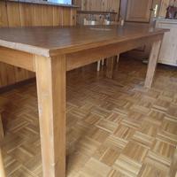 Tavolo in legno
