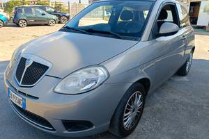 Lancia Ypsilon 1.2 Benzina - Neopatentati