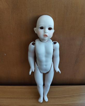 Bambola in porcellana bisquit 