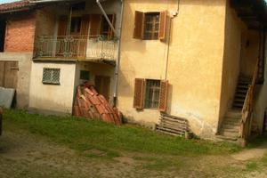 Casa di corte cascina Carrera