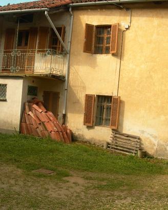 Casa di corte cascina Carrera