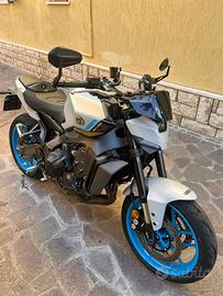 Yamaha MT 09 Y-AMT 2025