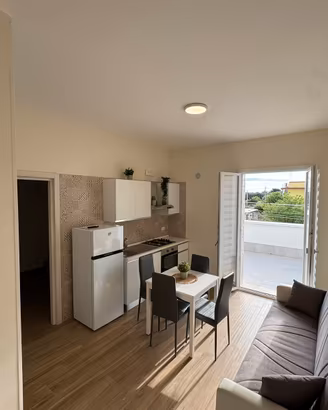 Casa vacanze agosto 2 km dal mare