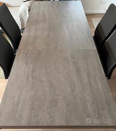 Tavolo +4 sedie moderne