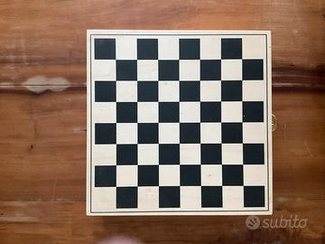 Gioco da tavolo in legno tre in uno