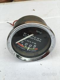 Strumento misuratore della carica stato batteria.