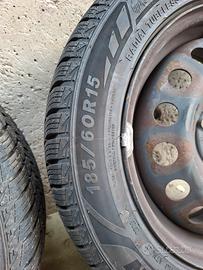 2 pneumatici 4 stagioni 185/60 R15