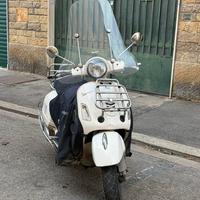 Piaggio Vespa 300 GTS - 2019