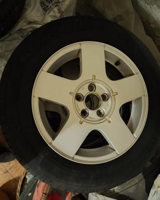 Cerchi in lega + Pneumatici estivi 195/65 R15