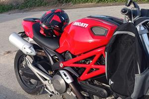 Ducati moster 696