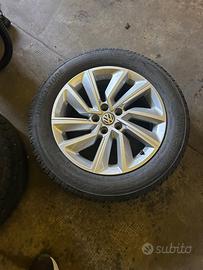 4 cerchi e gomme