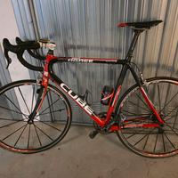 bici da corsa cube