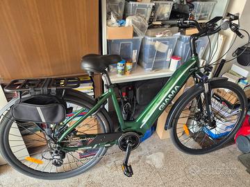 Ebike Giama 250w Motore Bafang M200 Misura 28"
