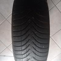pneumatico con cerchio 