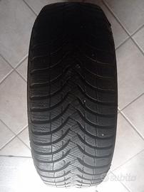 pneumatico con cerchio 