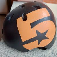 casco  bimbo per bici o monopattino SKULL CAP
