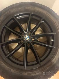 set 4 cerchi BMW con Pirelli Winter