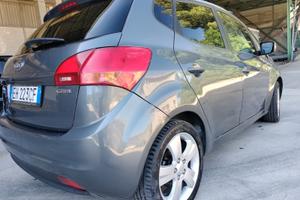 kia venga/hiunday IX20 CDRI 1.4 DIESEL 2011