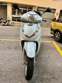 HONDA SH 300