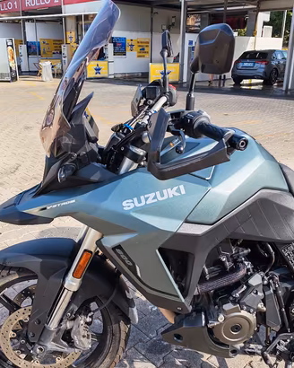 Suzuki vstrom 800 SE  Aprile 2024 18000km 