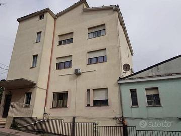 Immobile in asta di 105 m² con 2 locali a Macomer