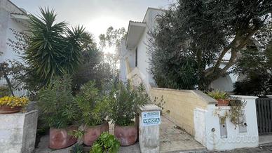 CASA SEMINDIPENDENTE A TAVIANO