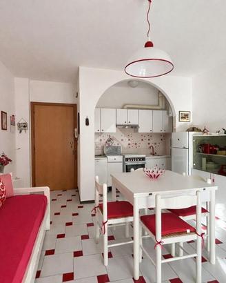 3 LOCALI A VASTO
