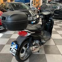 Aprilia Scarabeo 200 2012 tagliando e bauletto