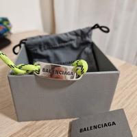 Braccialetto firmato 