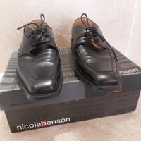 Scarpe Nicola Benson allacciate eleganti da uomo.
