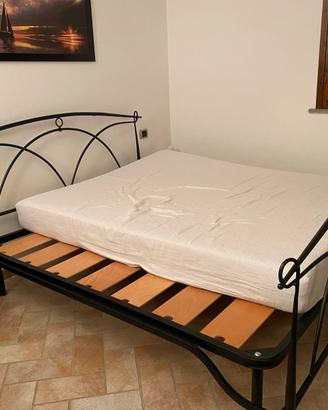 Letto matrimoniale