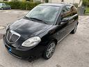 lancia-ypsilon-1-2-platino-modamilano