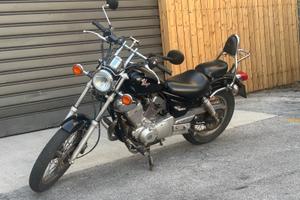 Yamaha XV 250