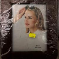 2 CORNICI PORTA FOTO 15 x 20