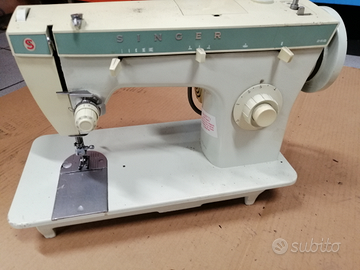 Macchina da cucire singer portatile