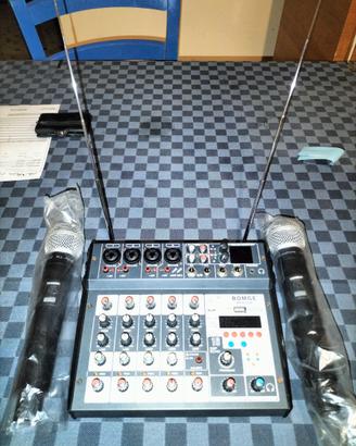 Mixer 4/6 canali con microfoni incorporati