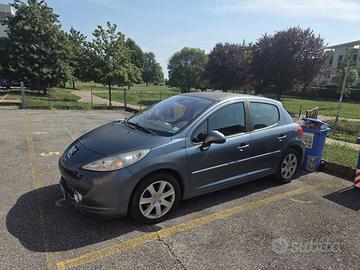 Peugot 207
