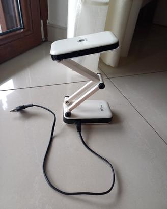 lampada LED pieghevole e portatile 