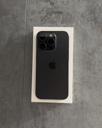 Iphone 15 pro black titanium