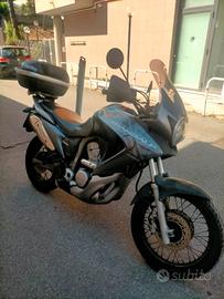 Honda Transalp 700