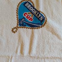 Brooklyn Cup grande asciugamano 