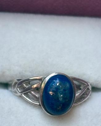Anello con lapislazzuli