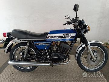 Yamaha RD 250 - 1976 conservata