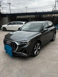 Audi q3 s line 40 cv 200