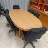 Tavolo riunioni + 6 poltrone