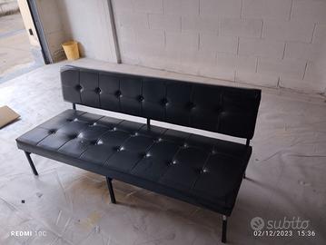 divano tre posti vintage