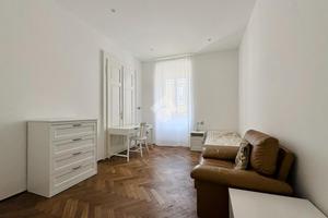 MONOLOCALE A TRIESTE