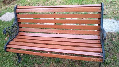 Panchina da giardino in legno e ferro/ghisa