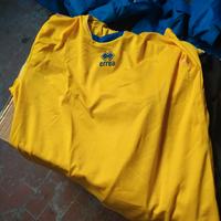 16 maglie gialle senza scritte numerate ERREA