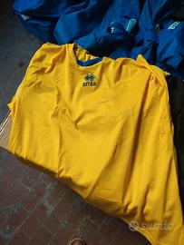 16 maglie gialle senza scritte numerate ERREA